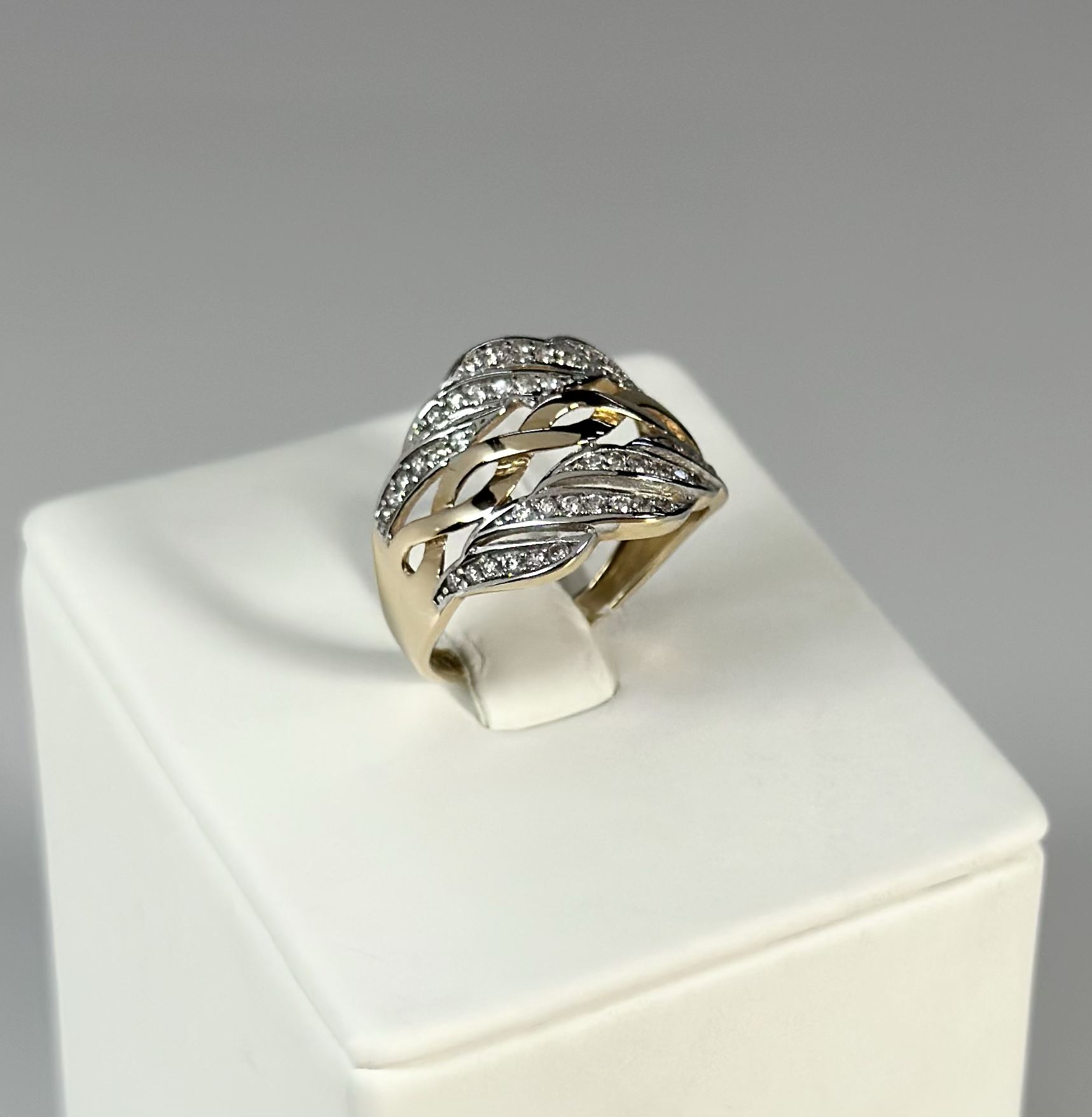 Кольцо ЛКМ-028