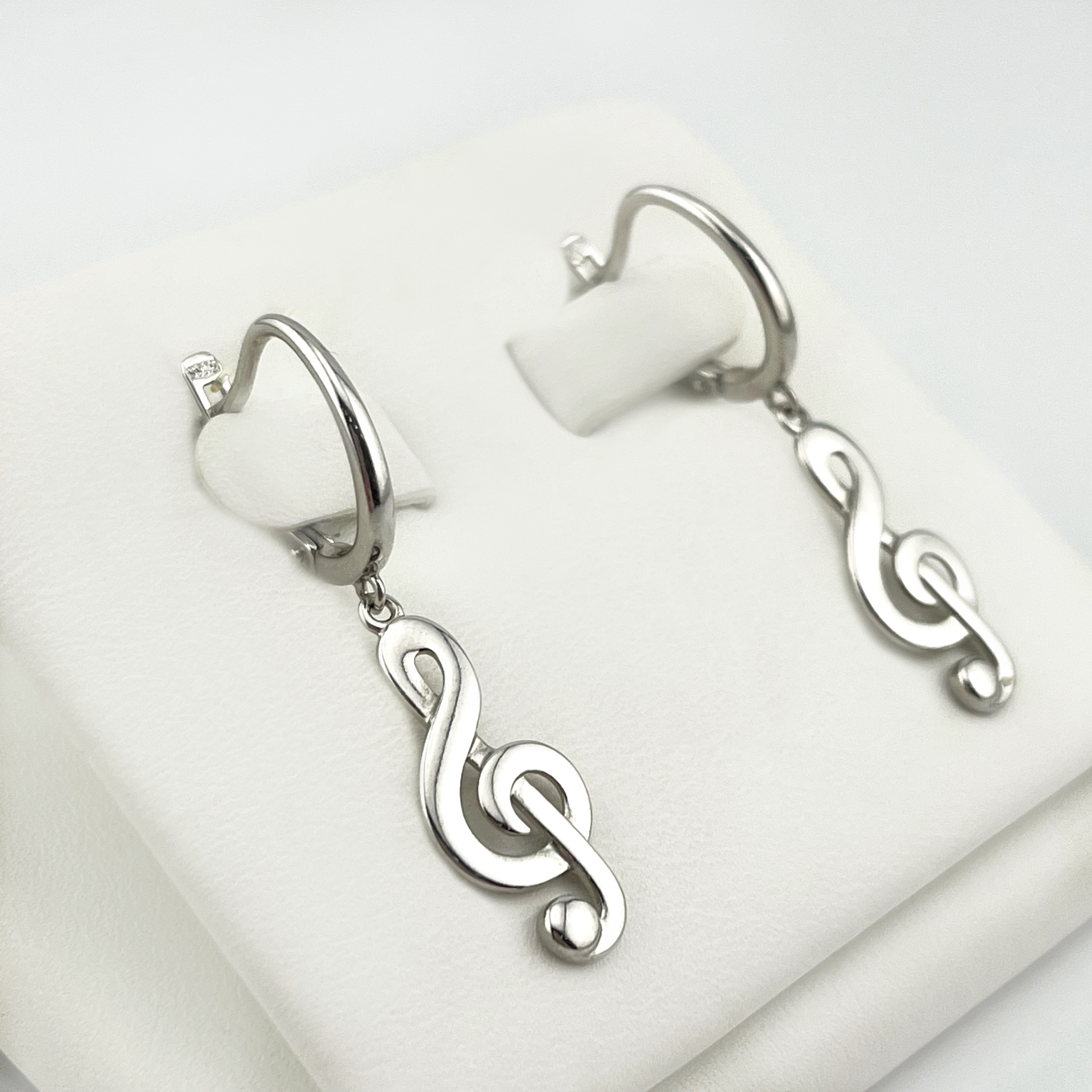 Серьги 94024311