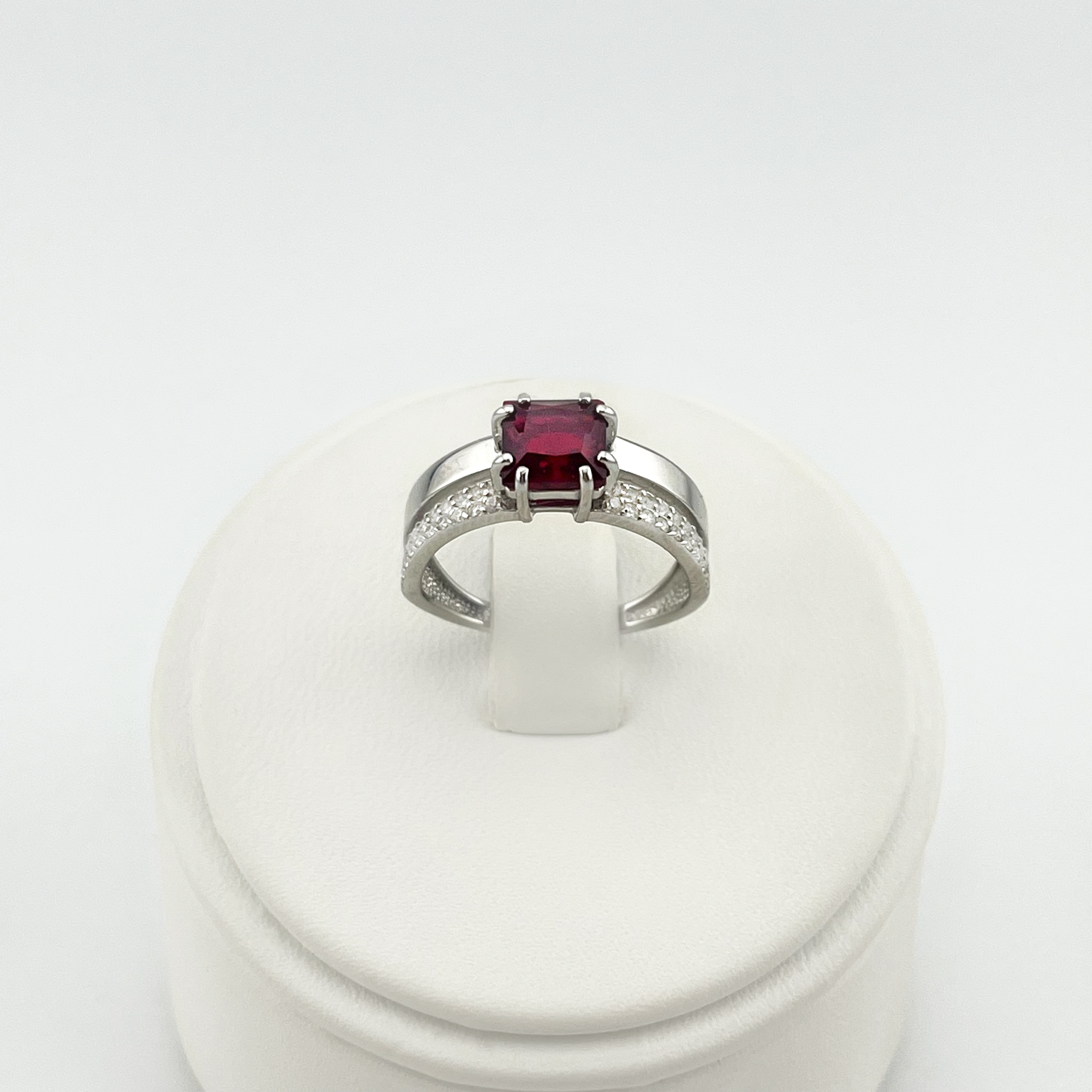 Кольцо 1000-0770_krist-703