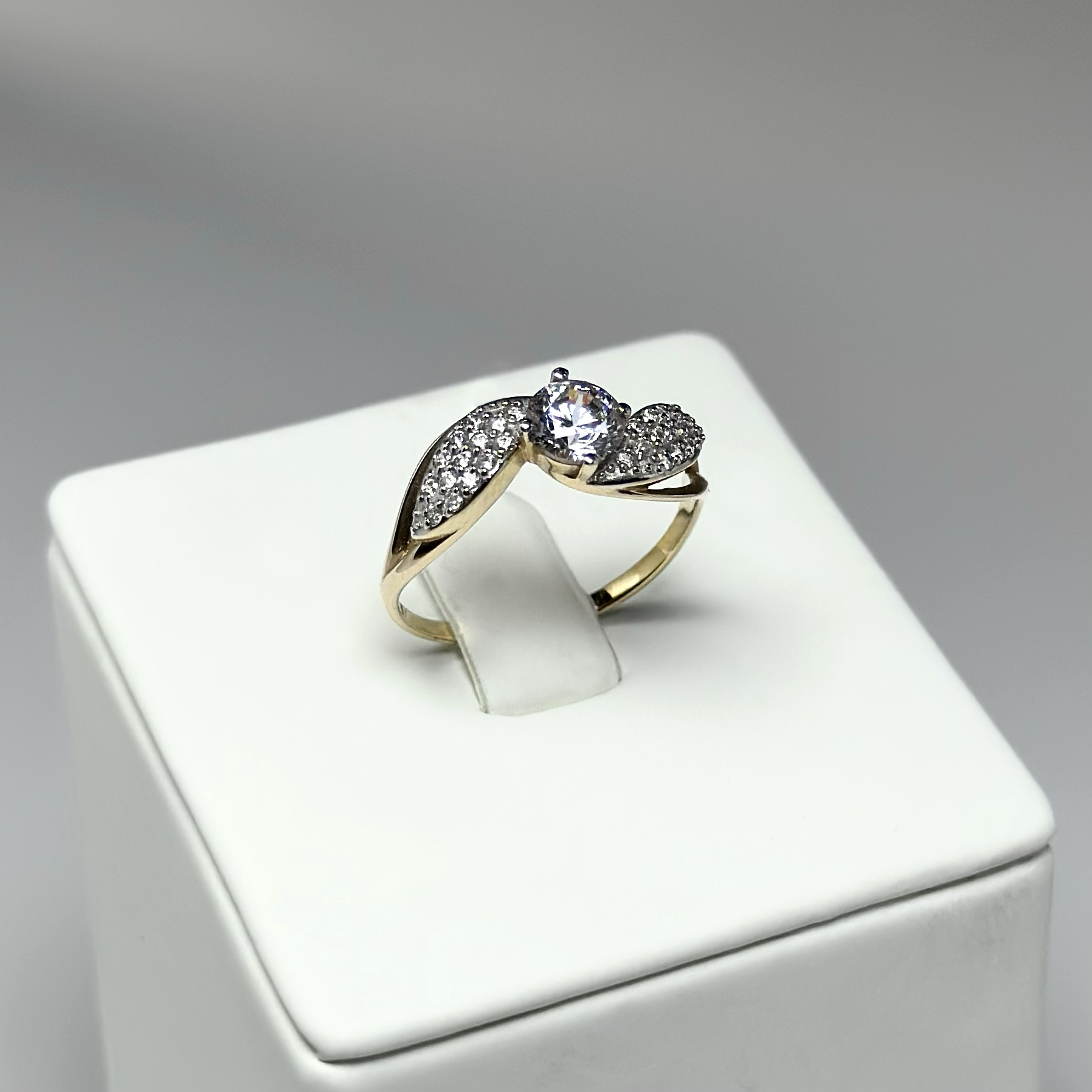 Кольцо Т142014646