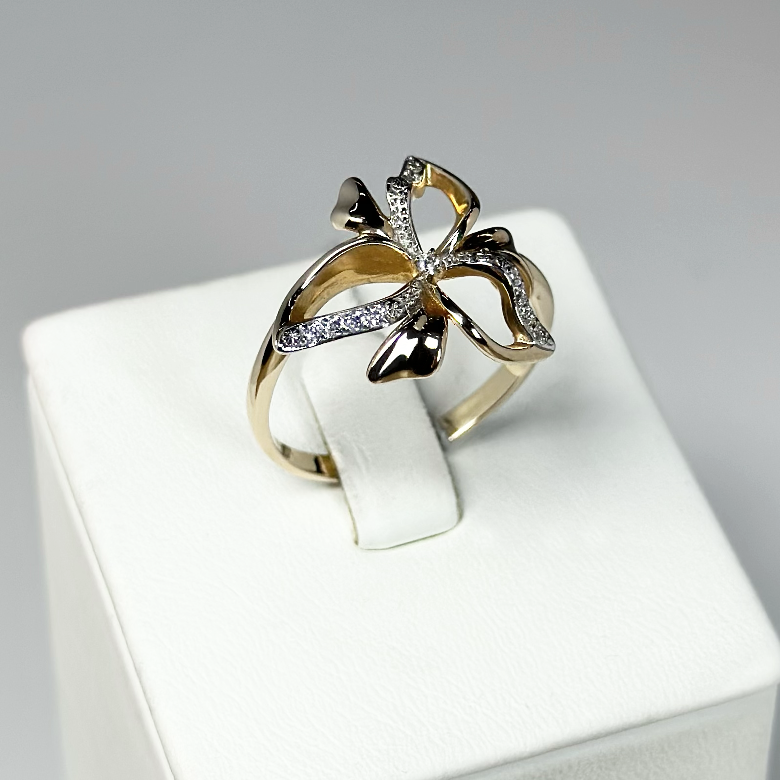 Кольцо Т142013391