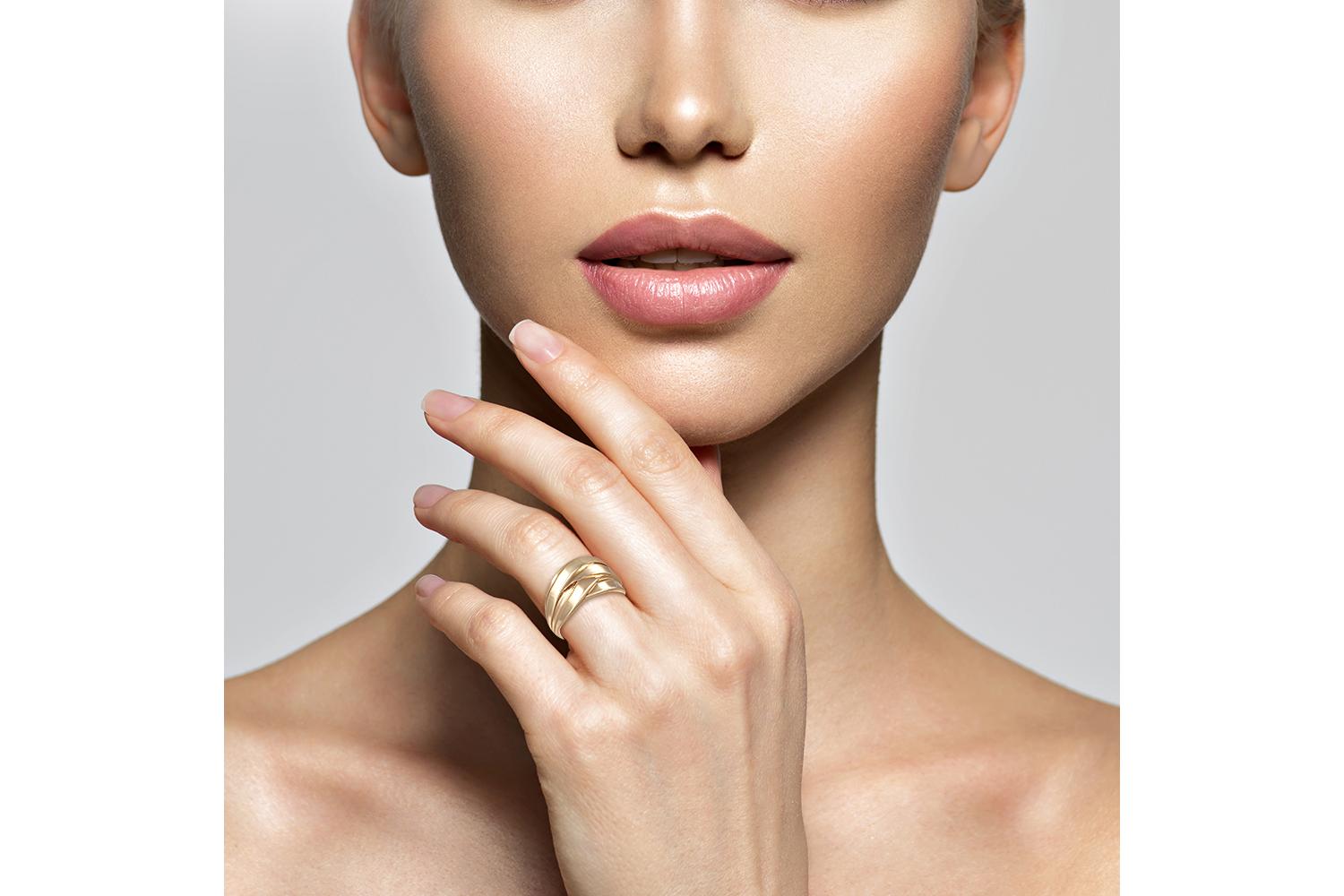 Кольцо 094837_01_01_000_0000